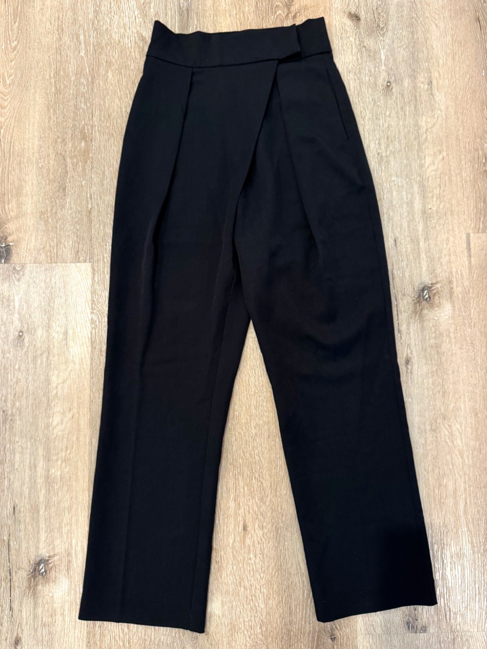 JLux Label Black High-Waist Pleated Dress Pants